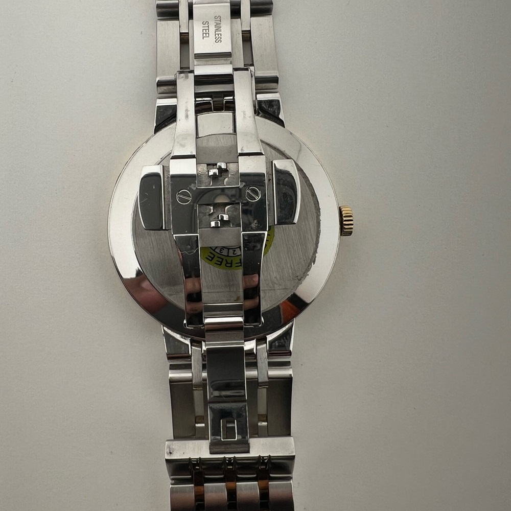 Movado Esperanza